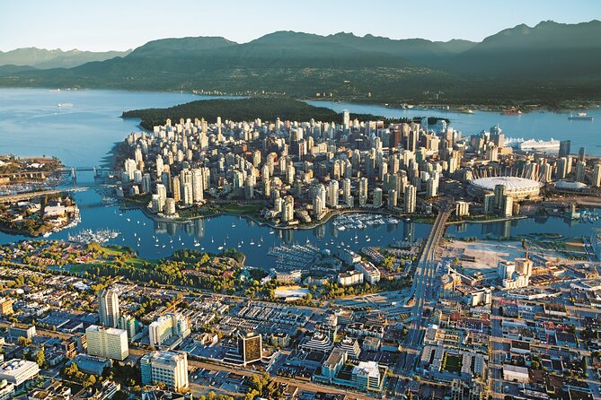7 hours Private Vancouver Tour-from YVR Airport or Cruise Port - Chinatown and Gastown: quick walks that set the tone