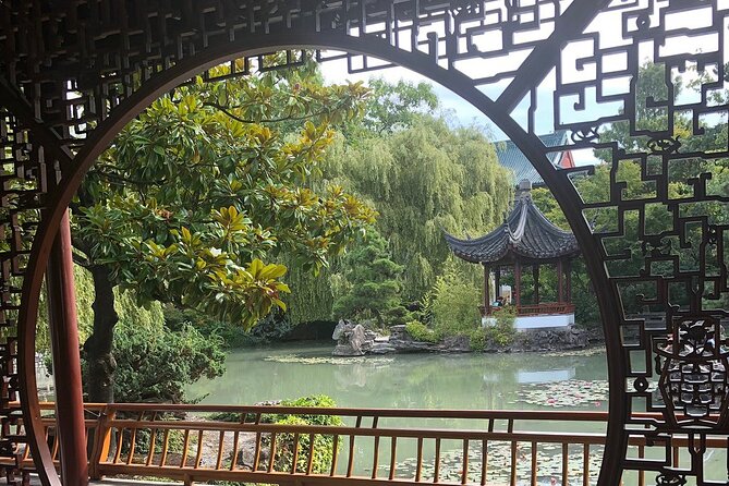 A Wok Around Chinatown: Culinary and Cultural Walking Tour Led by a Chef - How the chef turns Chinatown food into a cultural lesson
