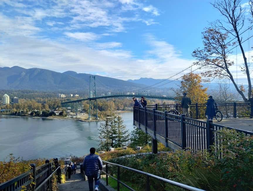 Aquarium & StanleyPark+20 Gem Spots+City/Vip Car+Small Group - Key highlights that make this tour worth your time