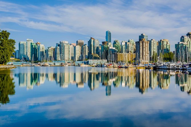 Arrival Transfer: Vancouver Airport YVR - Vancouver by Luxury SUV - Price and Value: When $146.57 per Person Feels Fair