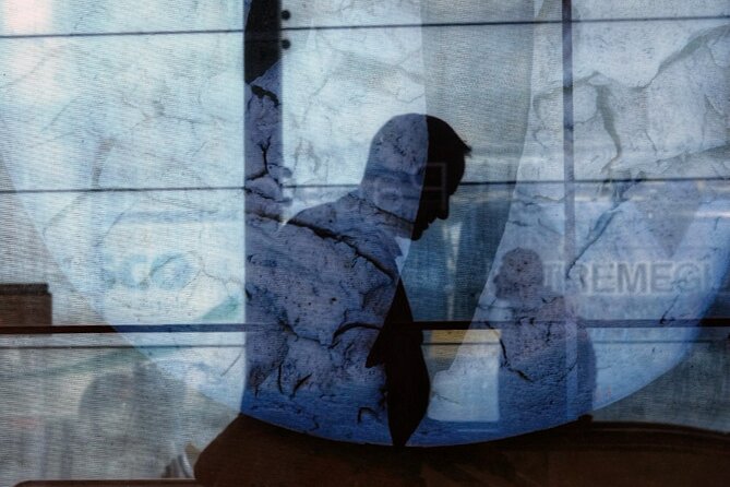 Art of Street Photography Guided Walk - Why a 2-Hour Vancouver Street Photo Walk Makes Sense