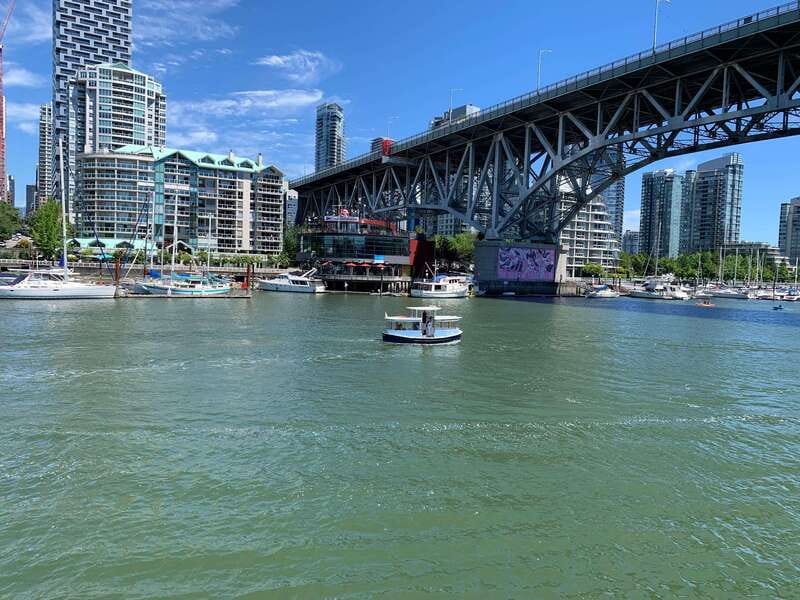 Bike and Hike Vancouver - E-bikes: the difference between seeing a lot and suffering through it