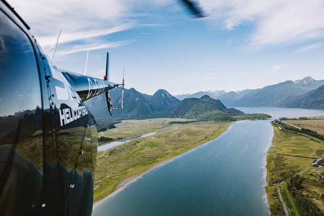 Discovery Flight Experience (Depart SKY Hangar) - Starting at SKY Hangar in Pitt Meadows, BC