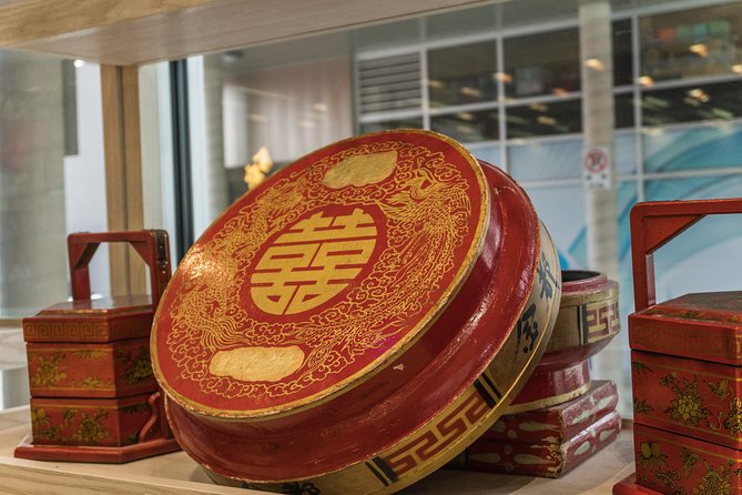 Downtown Vancouver Asian Food Tour by Vancouver Foodie Tours - Stop 4: Robson Public Market for a Convenient Downtown Reset
