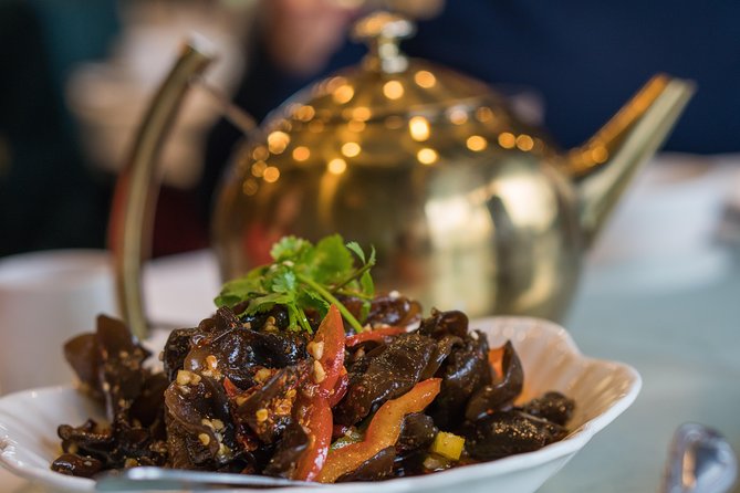 Downtown Vancouver Asian Food Tour by Vancouver Foodie Tours - Where You Start and How to Plan Your Timing