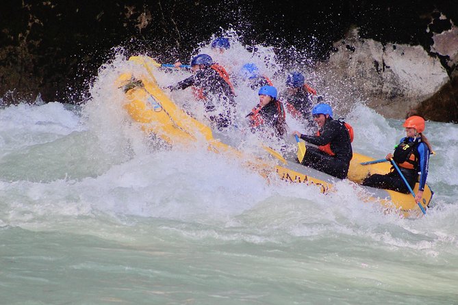 Elaho Whitewater Experience - On the water: what the adrenaline feels like on the Elaho
