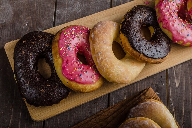 Experience Gastown Vancouver's Elite Walking Food Tour - Gastown on a 3-Hour Loop: How the Walk Keeps the Experience From Dragging