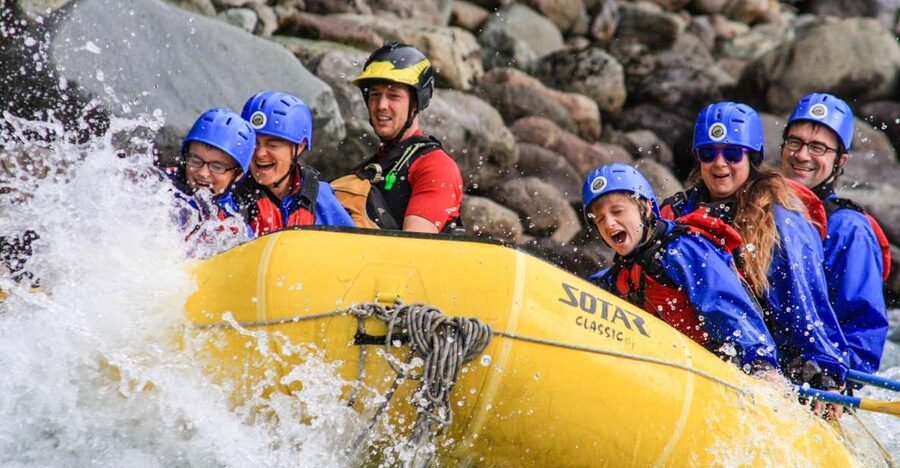 Family-Friendly Cheakamus Splash - Guides, Training, and the Rapids Level for First-Timers