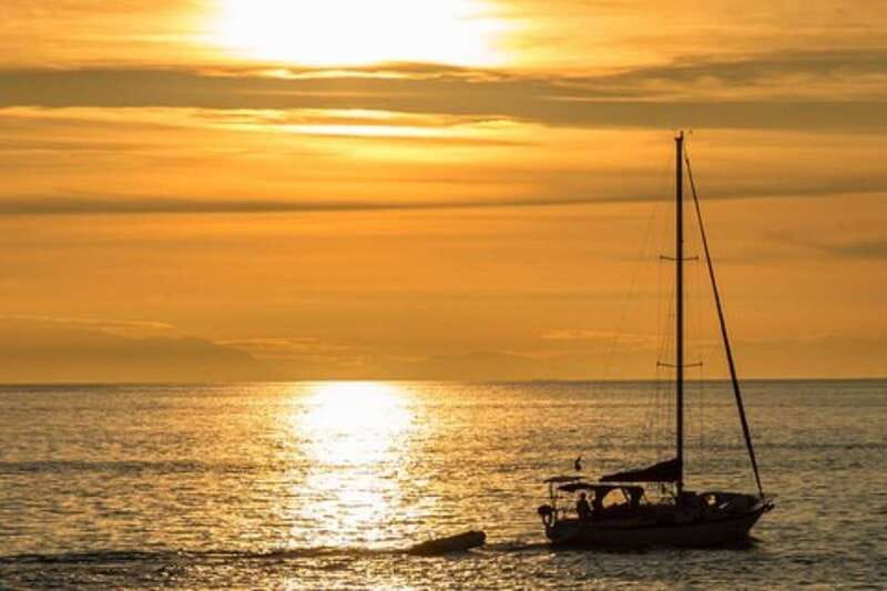 From Vancouver: Lighthouse Park & Horseshoe Bay Hiking Tour - Vancouver pickup to West Coast air in about 4 hours