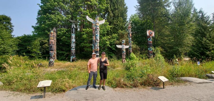 Grouse Mnt+StanleyPark+Hatchery+Cleveland Dam+LynnCanyonTOUR - Small groups, private option, and a guide who changes the day
