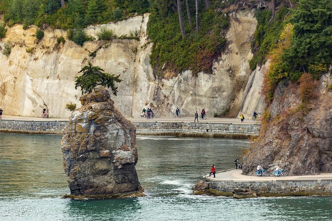 Guided E-Bike Tour Stanley Park and Hidden Gems - Small Groups - Stanley Park: the long stop that actually delivers