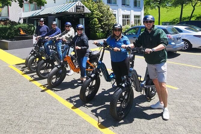 Guided E-Bike Tour Stanley Park and Hidden Gems - Small Groups - Lions Gate to Siwash Rock: photo breaks with real safety cues