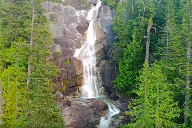 Guided Sightseeing Tour in Vancouver, Shannon Falls and Whistler - The early Vancouver stops: Stanley Park views and Horseshoe Bay vibes