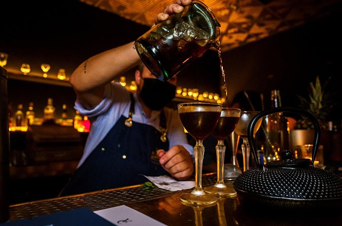 Hidden Cocktail Crawl in Chinatown - Getting the most out of a Chinatown crawl like this