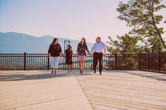 Personal Travel Photographer Tour in Vancouver - Granville Island: Flexible Photo Time in a People-Scene Setting