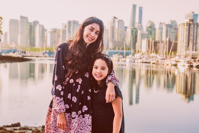 Personal Travel Photographer Tour in Vancouver - Coal Harbour: Waterfront Views With a Short, Focused Plan
