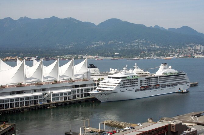 Private Airport Transfer to Vancouver Downtown and Canada Harbour - The Ride Itself: Clean Car, Calm Driving, Harbor-Day Skills