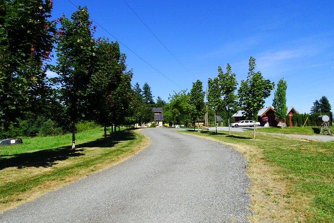 Private Tour: Vancouver Half Day Wine Tasting Tour - Final stop: Vista D’Oro Farms and farmgate treats to buy