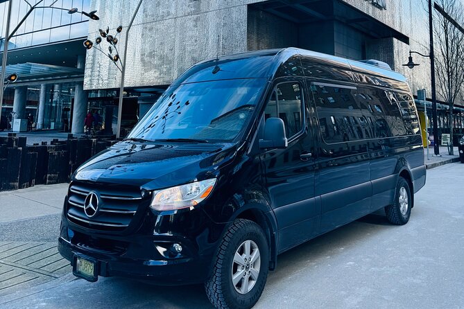 Private Transfer From Vancouver Airport to Vancouver Downtown - Meet-and-greet inside the terminal (the part that usually goes wrong)