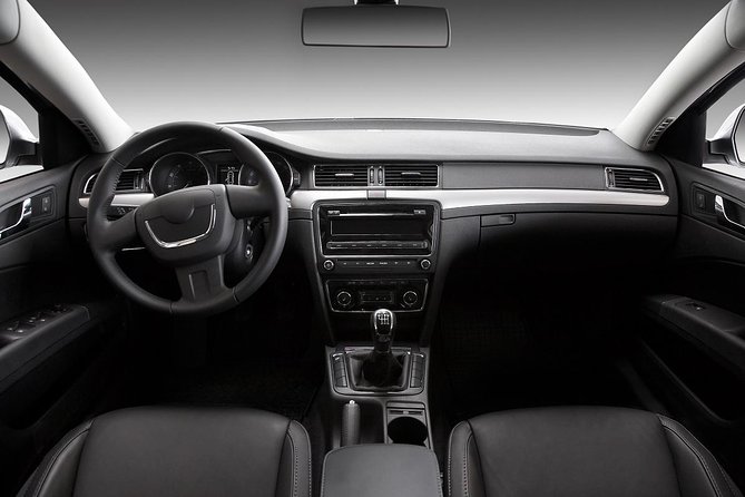 Private Transfer from Vancouver Airport (YVR) - Communication That Tries to Prevent Chaos