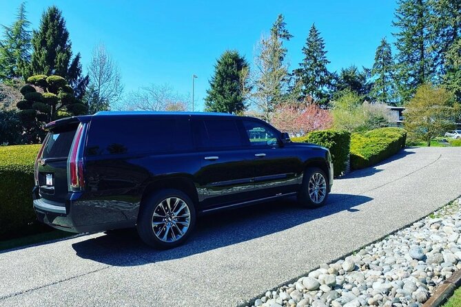 Private Transfer from Vancouver Hotel OR Port to Airport. - Pickup details: hotel lobby, Canada Place, or your residence