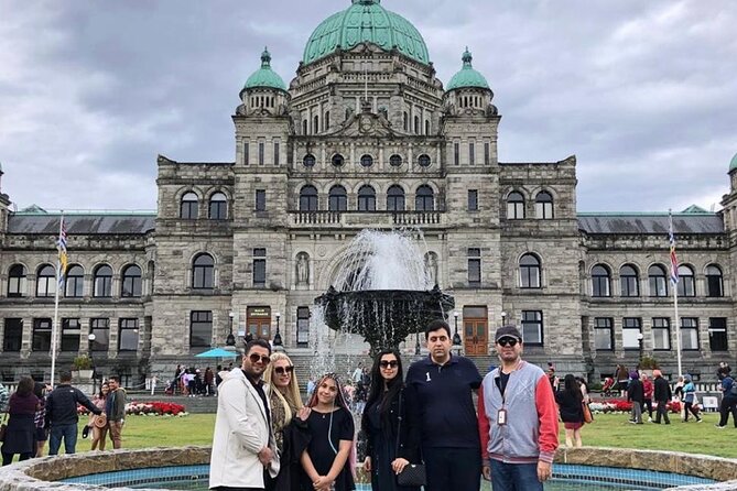 Private Vancouver to Victoria and Butchart Gardens with luggage - Who should book this Vancouver to Victoria day trip?