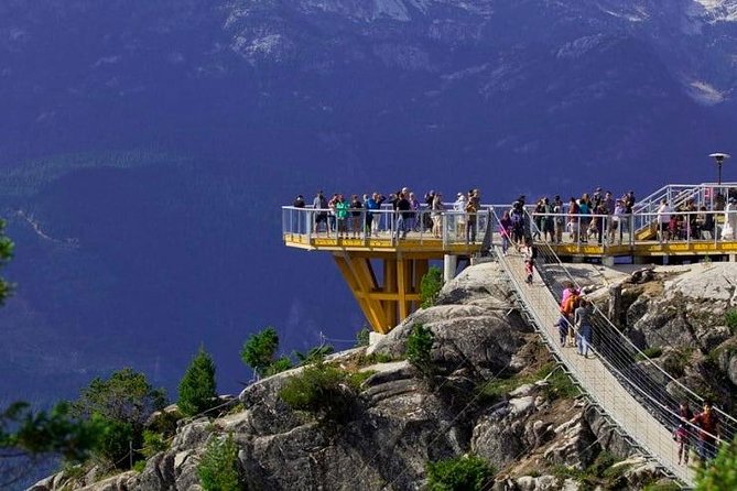 Private Vancouver Winter Fun at Peak to Peak Gondola Tour - The rest of the scenic route: Brandywine Falls and Whytecliff Park (quick hits that work)