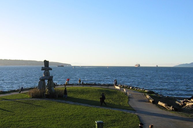 Private-VIP- Vancouver City Tour, SUV - Downtown Vancouver highlights in a 4-hour private loop