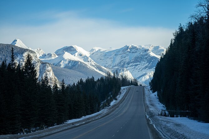 Rockies Winter Premium Tour - Day 3: Banff Townsite Drive Tour Plus Optional Gondola and Winter Activities