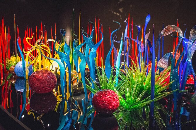 Seattle, Pike Place Market, The Spheres 1 Day Tour from Vancouver - Chihuly Garden and Glass: impressive glass even without going in