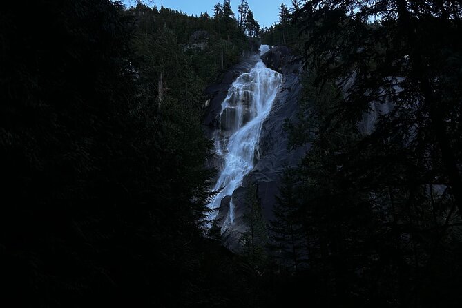 Shannon fall, Quercus Point and Squamish city Private tour - Stop 2: Quercus Point hike—short, challenging, and worth it