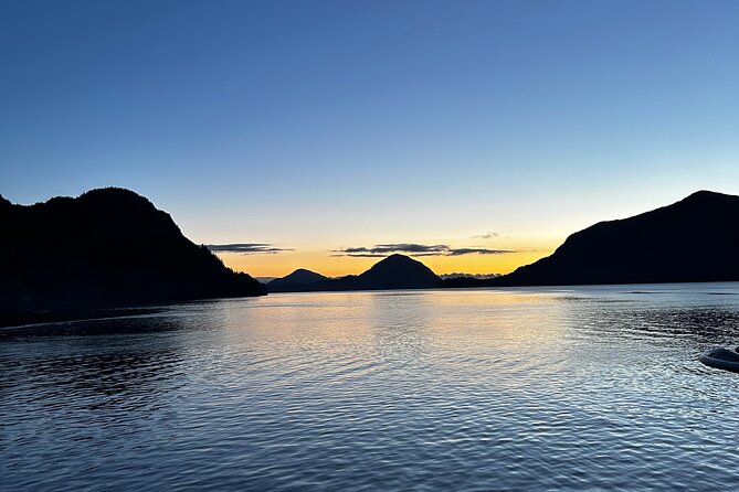 Shannon fall, Quercus Point and Squamish city Private tour - Stop 3: Squamish town time between ocean and mountains
