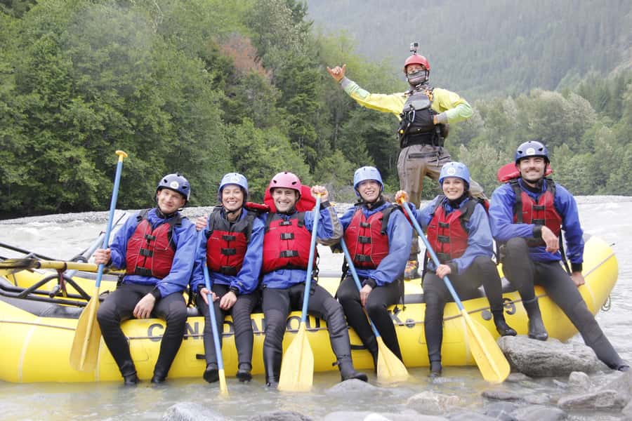 Squamish: Wet and Wild Elaho Exhilarator Rafting Experience - Gear and Clothing That Actually Work in British Columbia Water