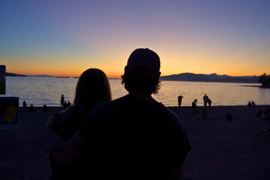 Sunset Bus Tour: Stanley Park & English Bay Photostops - Stanley Park by bus: the scenic drive that actually tells a story