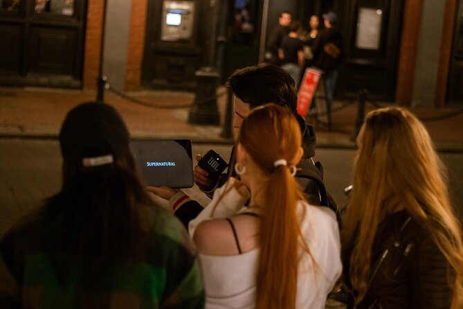 The Supernatural TV Show Locations Tour: Vancouver - The oldest-original neighbourhood walk: nighttime lights + show context
