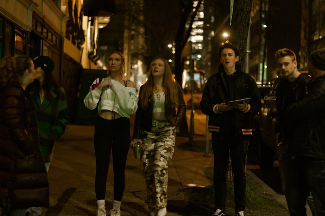 The Supernatural TV Show Locations Tour: Vancouver - Gastown Steam Clock at night: the photo stop that delivers