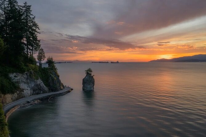 Vancouver 1-Day Tour (Granville Island/Stanley Park) (Chn&Eng) - Olympic Cauldron and the Steam Clock: Small Stops With Big Photo Payoff