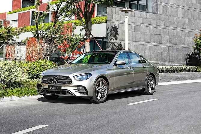 Vancouver Airport Transfer to Vancouver/Whistler (Special Offer) - Price and Value: How $26.67 Can Be a Good Deal (or Not)