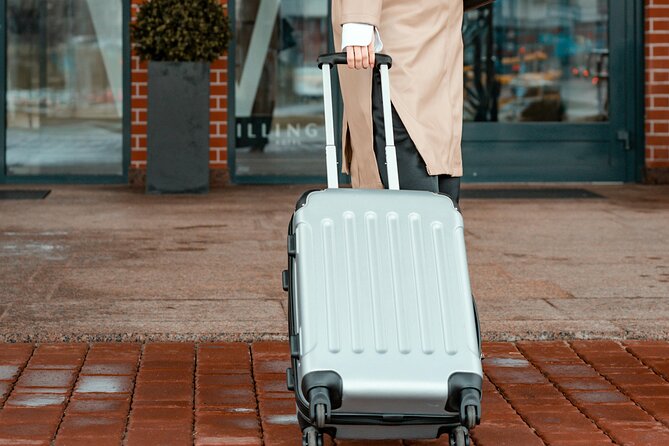 Vancouver All Day Luggage Storage - Who this fits best in Vancouver (and who should rethink it)