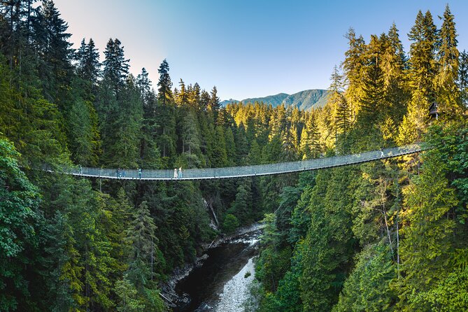 Vancouver and Capilano Suspension Bridge, a Soft Adventure Tour - How this Vancouver loop keeps your day from falling apart