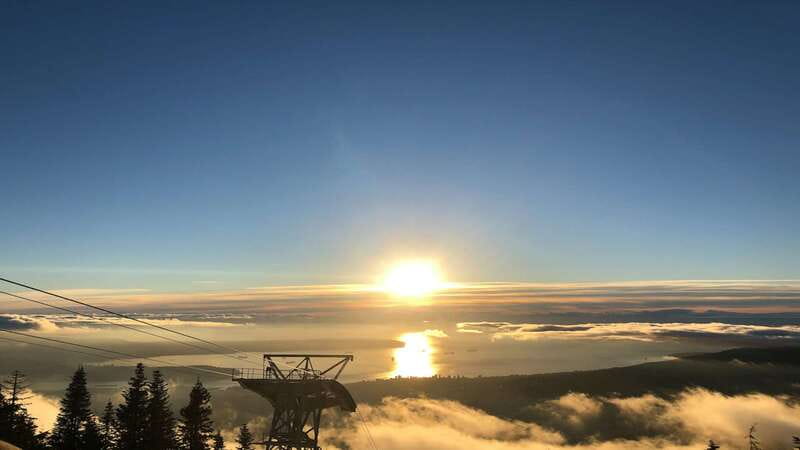 Vancouver: Attractions by Twilight Guided Tour with Dinner - Key Highlights at a Glance
