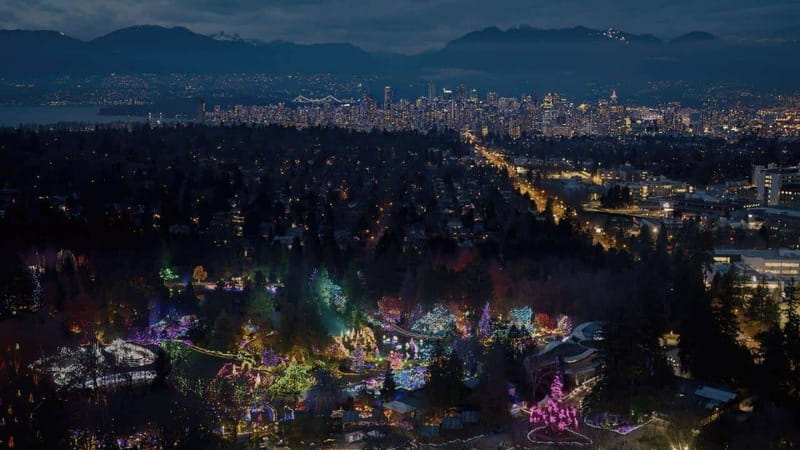 Vancouver Christmas Lights Karaoke Trolley Tour - Pickup at 999 Canada Pl: The Start Can Make or Break It