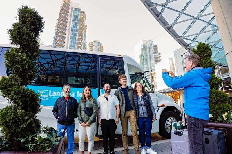 Vancouver: City Highlights Tour with Hotel Transfers - Stanley Park Totem Poles at Prospect Point: the best “first stop” choice