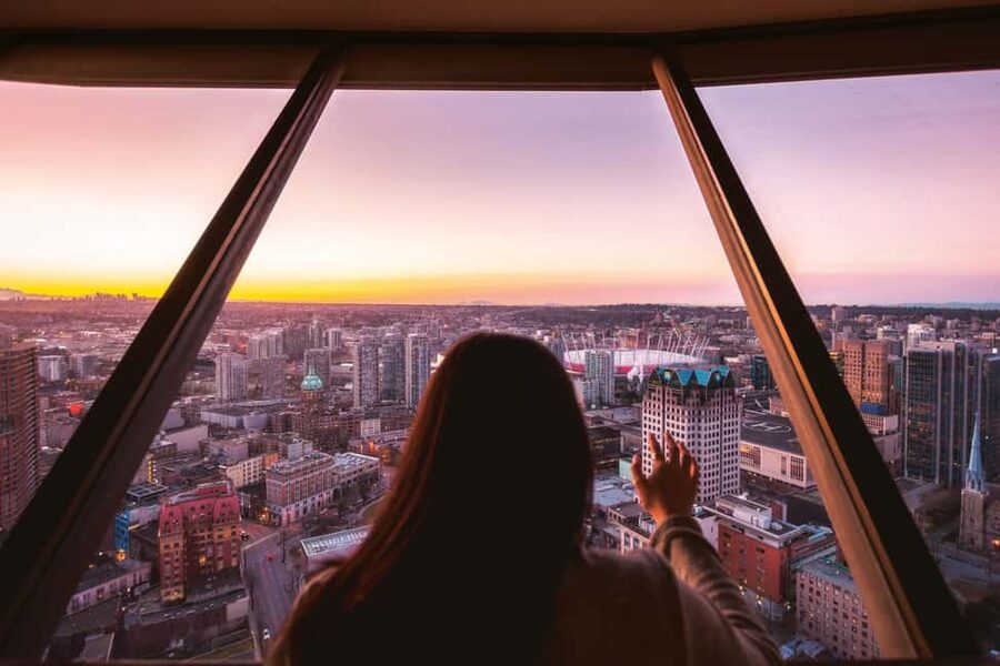 Vancouver: City+Lookout+Capilano Suspension Bridge Ticket - One-day Vancouver by bus: what this ticket really buys you