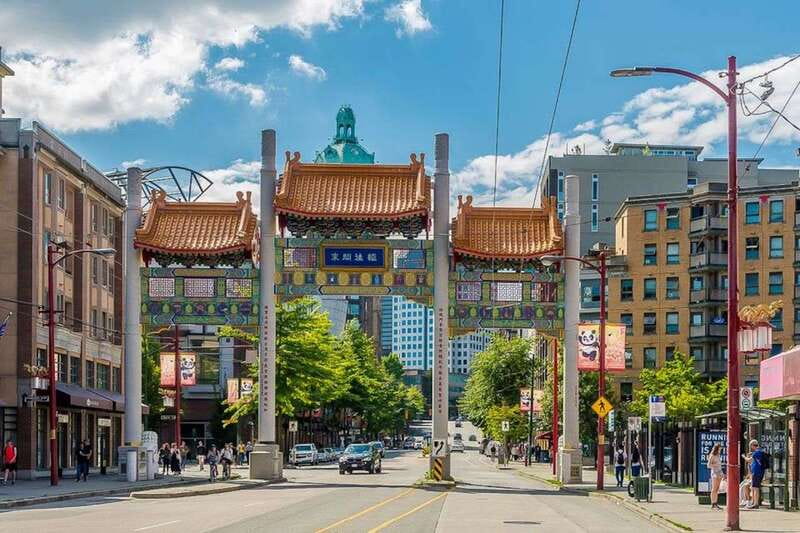 Vancouver: City+Lookout+Capilano Suspension Bridge Ticket - Granville Island: shopping time where the city turns crafty