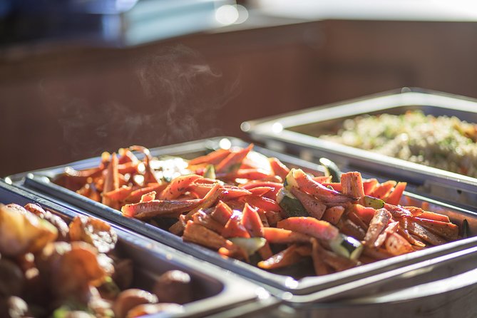Vancouver Evening Dinner Cruise - Food Service Flow: Buffet Timing and Drink Wait Reality