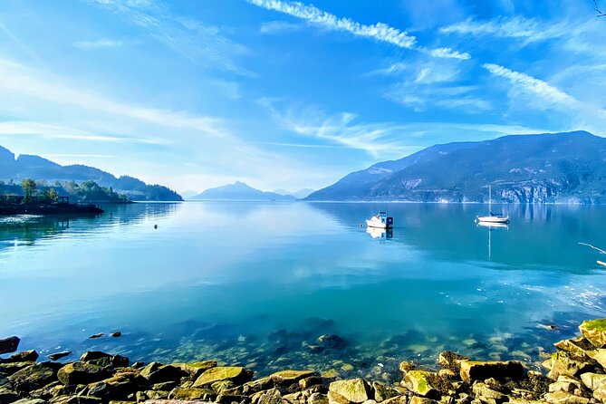 Vancouver family tour Squamish with Porteau Cove and Britannia Mine Private - Stanley Park Classics in a Tight Plan: Seawall, Totems, and Lookouts