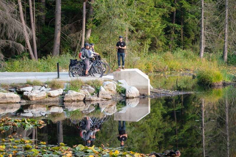 Vancouver: Guided Bike Tour - False Creek Waterfront: Olympic Village, Science World, and Big-Event Memories