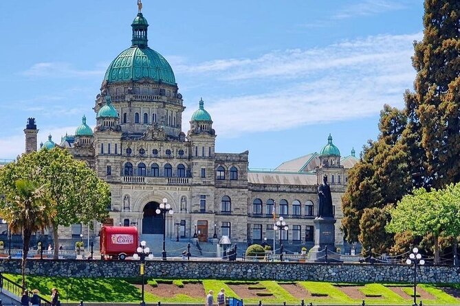 Vancouver Island, Butchart, Malahat 2-Day Tour in Chinese/English - Hotel night in Victoria: the part that can make or break the second day