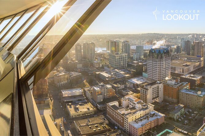 Vancouver Lookout Admission Ticket - How the self-guided exhibits and audio actually work